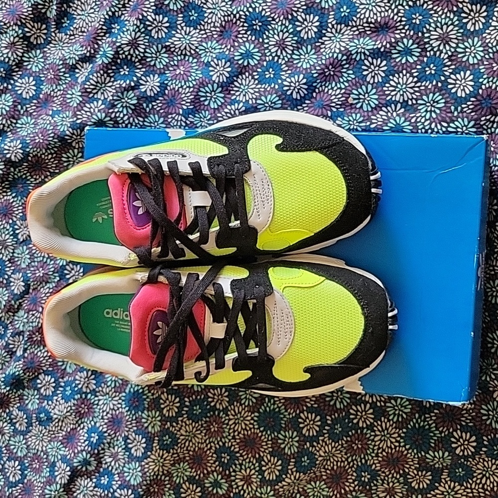 Adidas Originals Falcom W CG6210 size 6.5